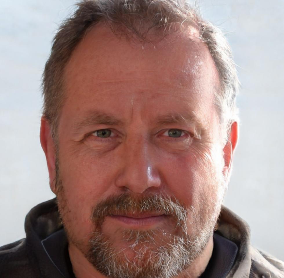 Ведущий финансовый консультант Lenavine